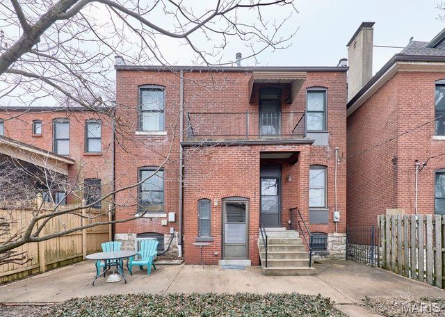 3863 Utah Place, St Louis, MO 63116