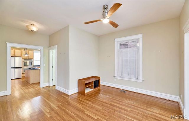 3863 Utah Place, St Louis, MO 63116