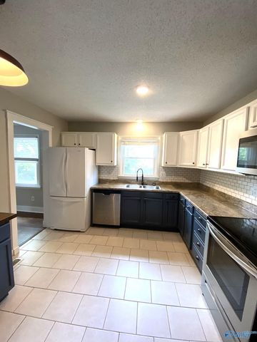 12122 Chicamauga Trail, Huntsville, AL 35803