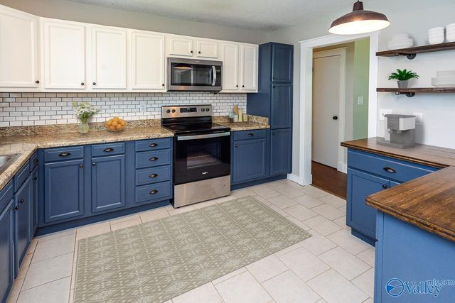 12122 Chicamauga Trail, Huntsville, AL 35803