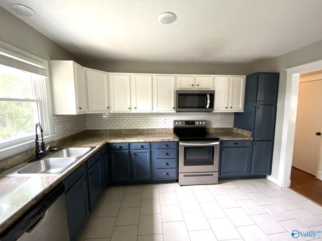 12122 Chicamauga Trail, Huntsville, AL 35803