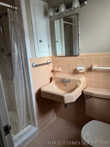 1907 Robison, Ardmore, OK 73401