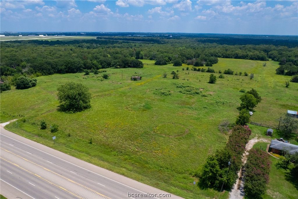 5207 Raymond Stotzer Parkway, College Station, TX 77845 — photo 3