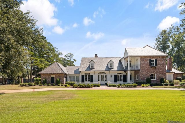 19249 W Muirfield Dr, Baton Rouge, LA 70810