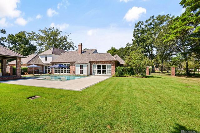 19249 W Muirfield Dr, Baton Rouge, LA 70810