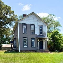 208 S Church Street, Everton, MO 65646