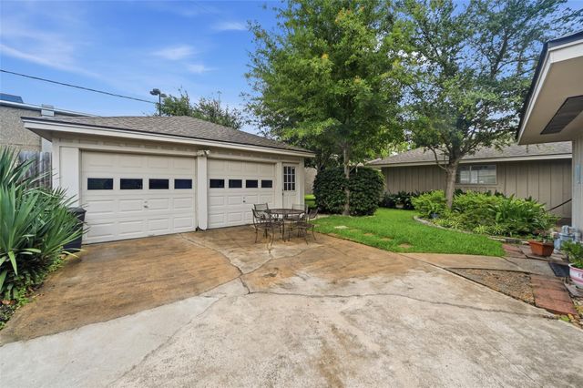 10822 Lasso Lane, Houston, TX 77079