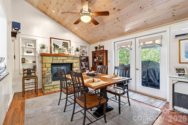 334 Harbor Lake Road, Newland, NC 28657