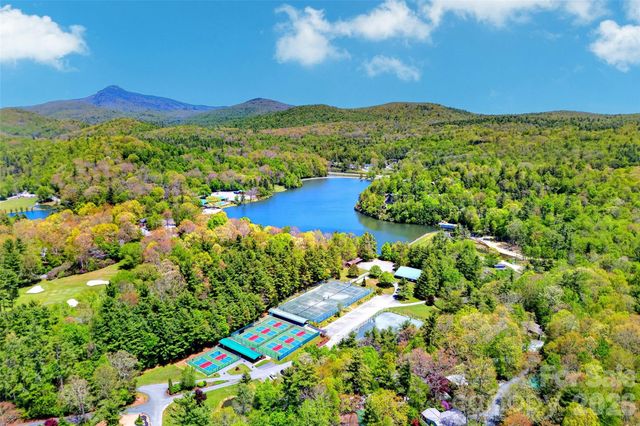 334 Harbor Lake Road, Newland, NC 28657