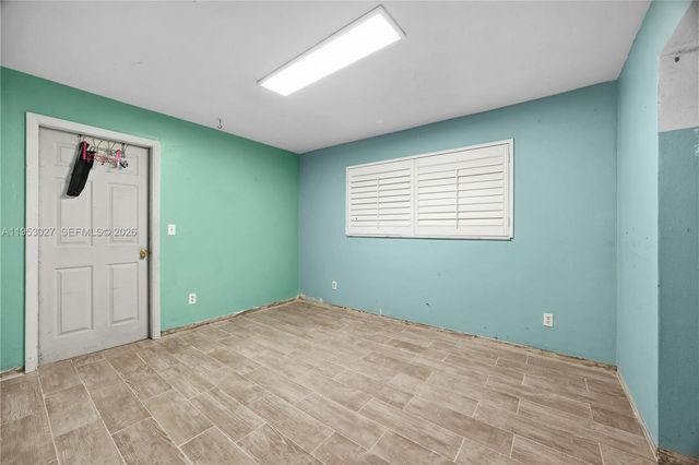 1526 NE 4th Terrace, Cape Coral, FL 33909