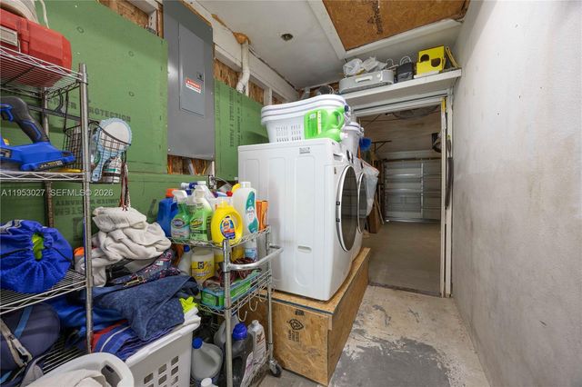 1526 NE 4th Terrace, Cape Coral, FL 33909