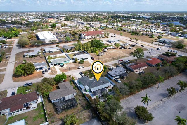 1526 NE 4th Terrace, Cape Coral, FL 33909