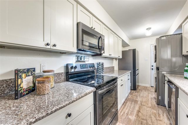 13618 Brookgreen Drive, Dallas, TX 75240