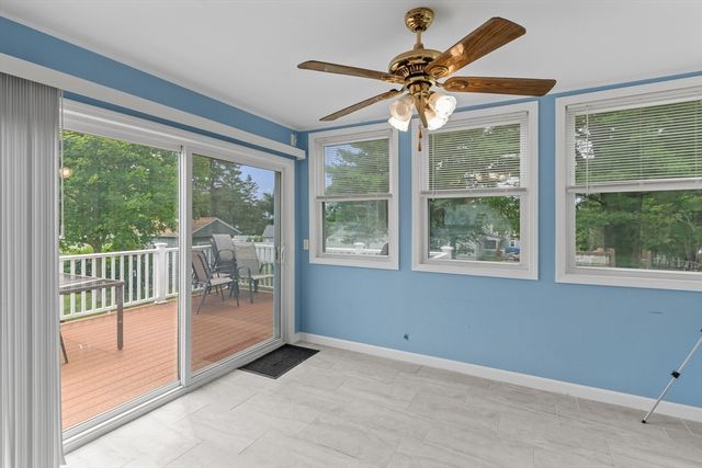 10 Wesley Dr, Leicester, MA 01524