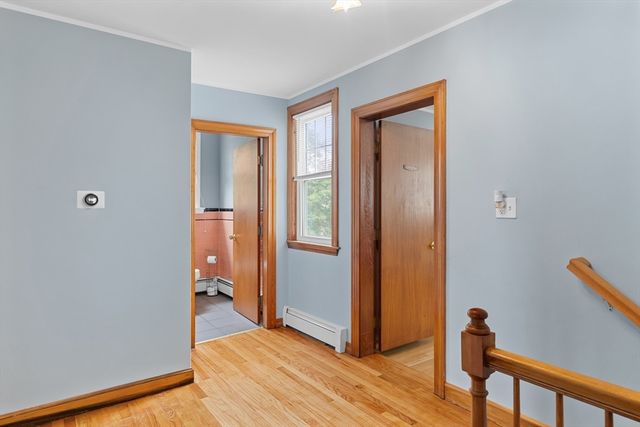 10 Wesley Dr, Leicester, MA 01524