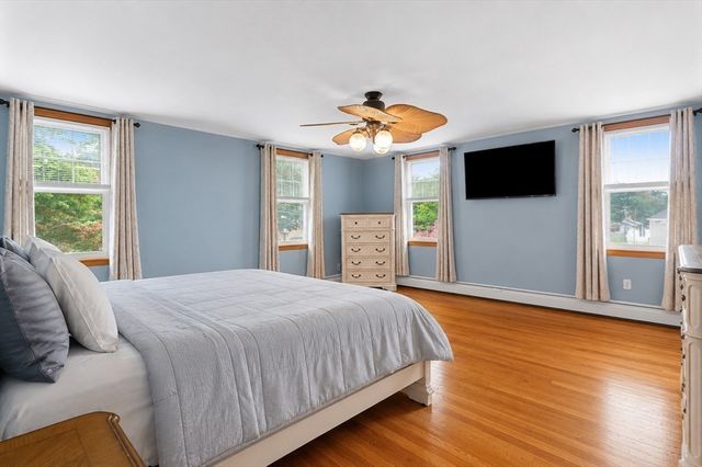 10 Wesley Dr, Leicester, MA 01524