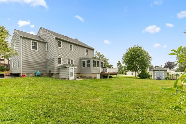 10 Wesley Dr, Leicester, MA 01524