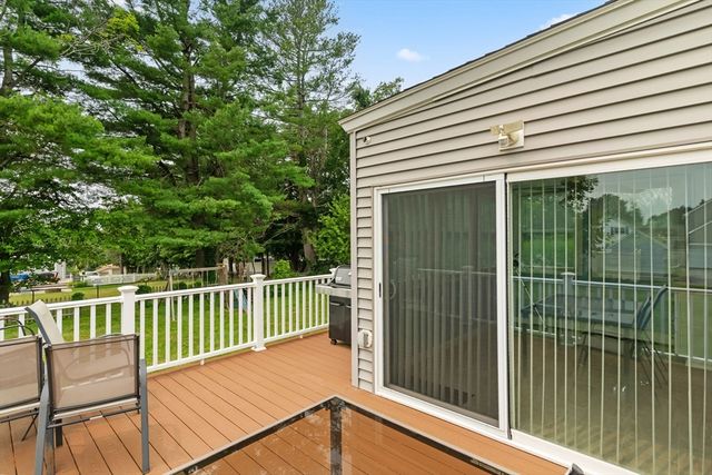 10 Wesley Dr, Leicester, MA 01524