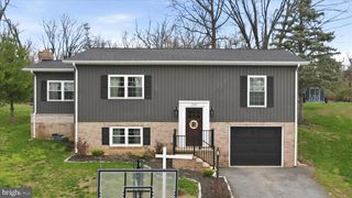 1341 OUTER DR, Hagerstown, MD 21742