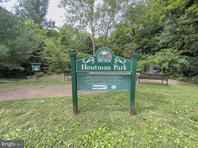 323 S OLIVE ST, Media, PA 19063