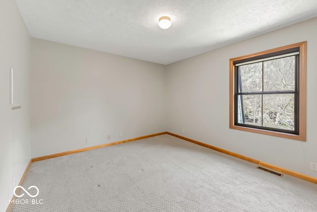 2525 E 91st Street, Indianapolis, IN 46240