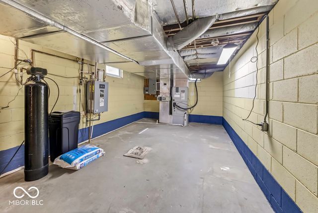 2525 E 91st Street, Indianapolis, IN 46240