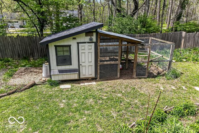 2525 E 91st Street, Indianapolis, IN 46240