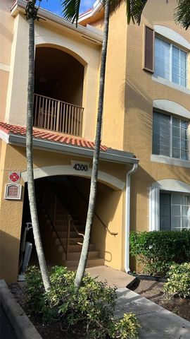 4200 San Marino Blvd 308, West Palm Beach, FL 33409