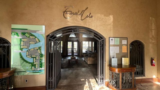 4200 San Marino Blvd 308, West Palm Beach, FL 33409