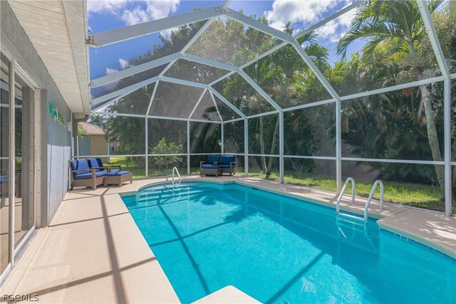 2586 SW 27th ST, Cape Coral, FL 33914