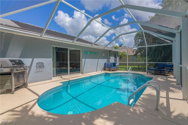 2586 SW 27th ST, Cape Coral, FL 33914