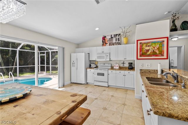 2586 SW 27th ST, Cape Coral, FL 33914