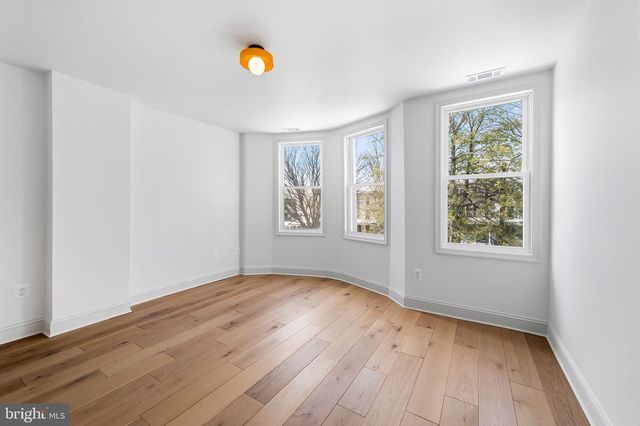 3539 ROLAND AVE, Baltimore, MD 21211