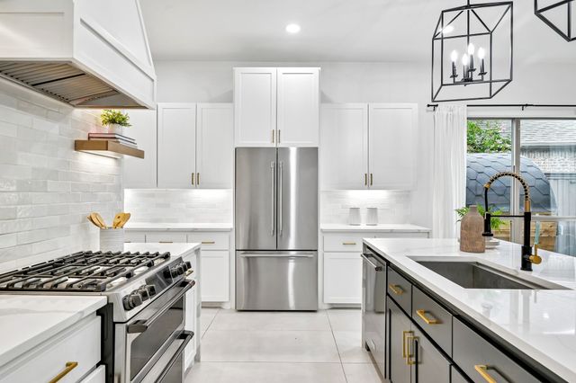 787 Deverson Drive, Rockwall, TX 75087