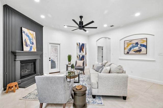 787 Deverson Drive, Rockwall, TX 75087
