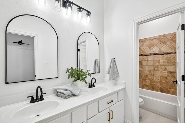 787 Deverson Drive, Rockwall, TX 75087