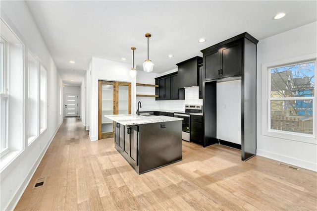 4133 Virginia Avenue, Kansas City, MO 64110