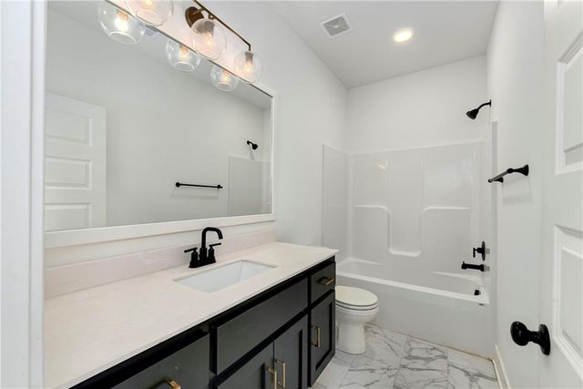 4133 Virginia Avenue, Kansas City, MO 64110