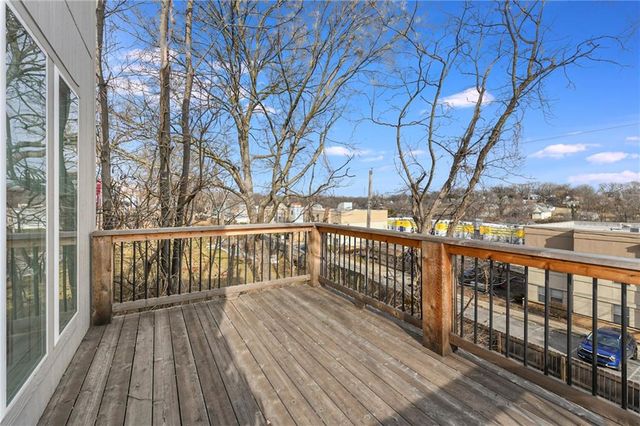 4133 Virginia Avenue, Kansas City, MO 64110