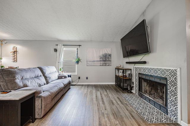 2321 Spring Cress Avenue, Grove City, OH 43123