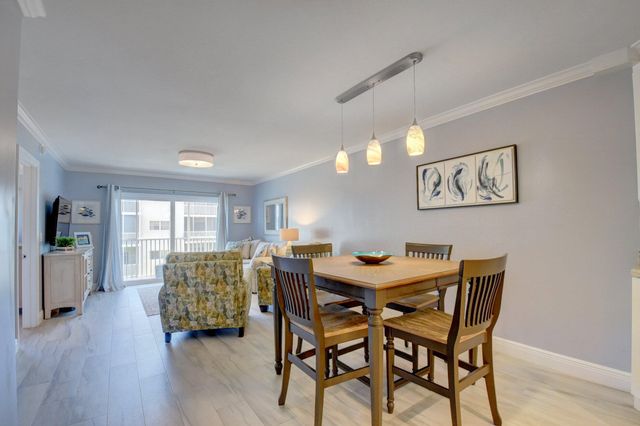 650 Snug Harbor Drive G307, Boynton Beach, FL 33435