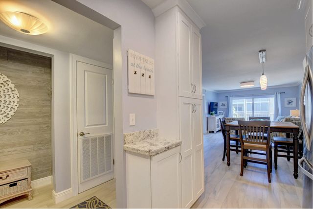 650 Snug Harbor Drive G307, Boynton Beach, FL 33435