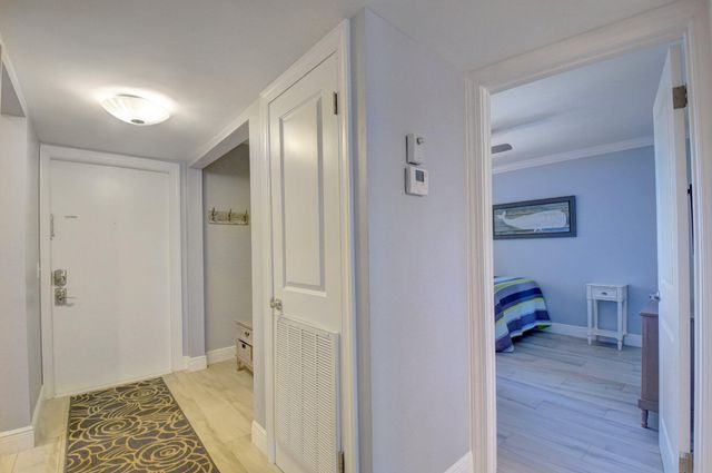 650 Snug Harbor Drive G307, Boynton Beach, FL 33435