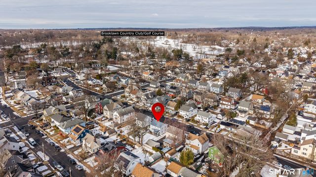 61 Astoria Avenue, Bridgeport, CT 06604