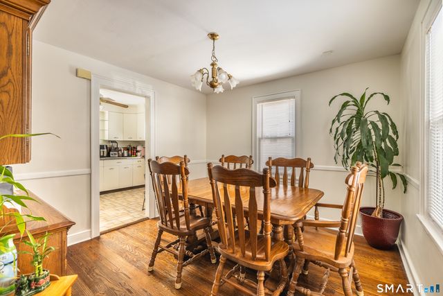 61 Astoria Avenue, Bridgeport, CT 06604