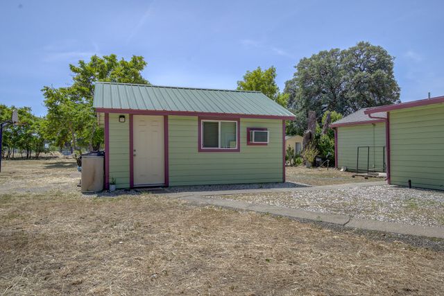 8080 State Highway 99E, Los Molinos, CA 96055