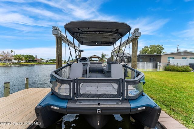 1060 Montego Bay Drive N, Merritt Island, FL 32953