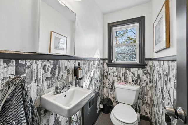 44 Pine St, West Orange Twp., NJ 07052