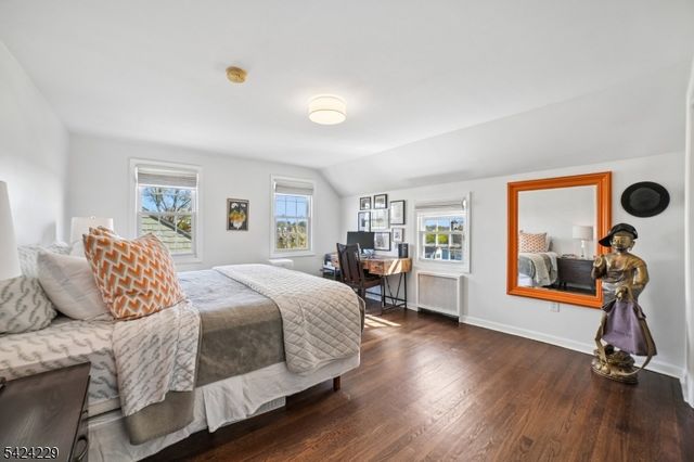 44 Pine St, West Orange Twp., NJ 07052