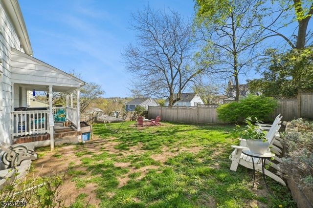 44 Pine St, West Orange Twp., NJ 07052